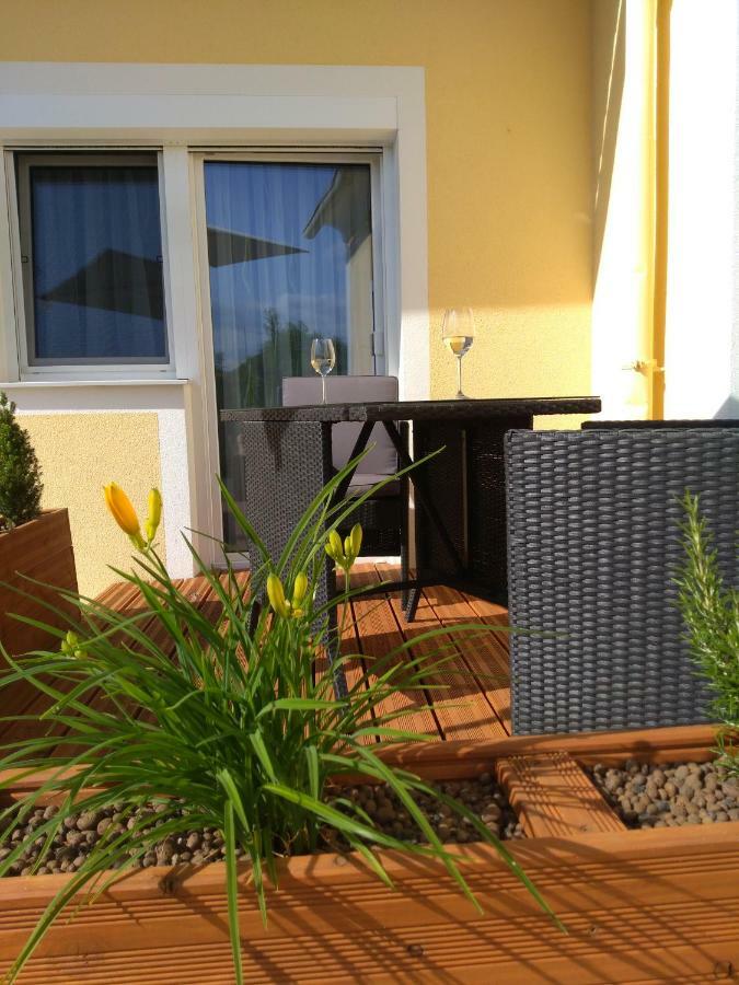 Apartamento Ferienwohung Fam. Fink Riegersburg Exterior foto